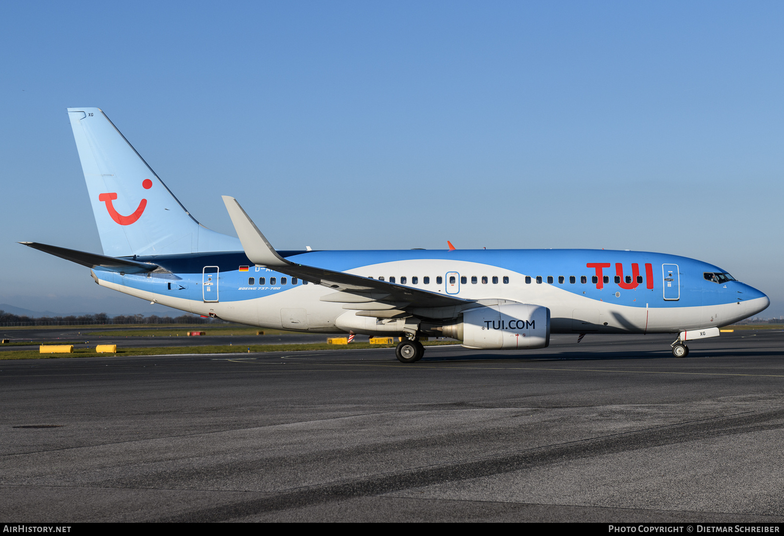 Aircraft Photo of D-AHXG | Boeing 737-7K5 | TUI | AirHistory.net #871540