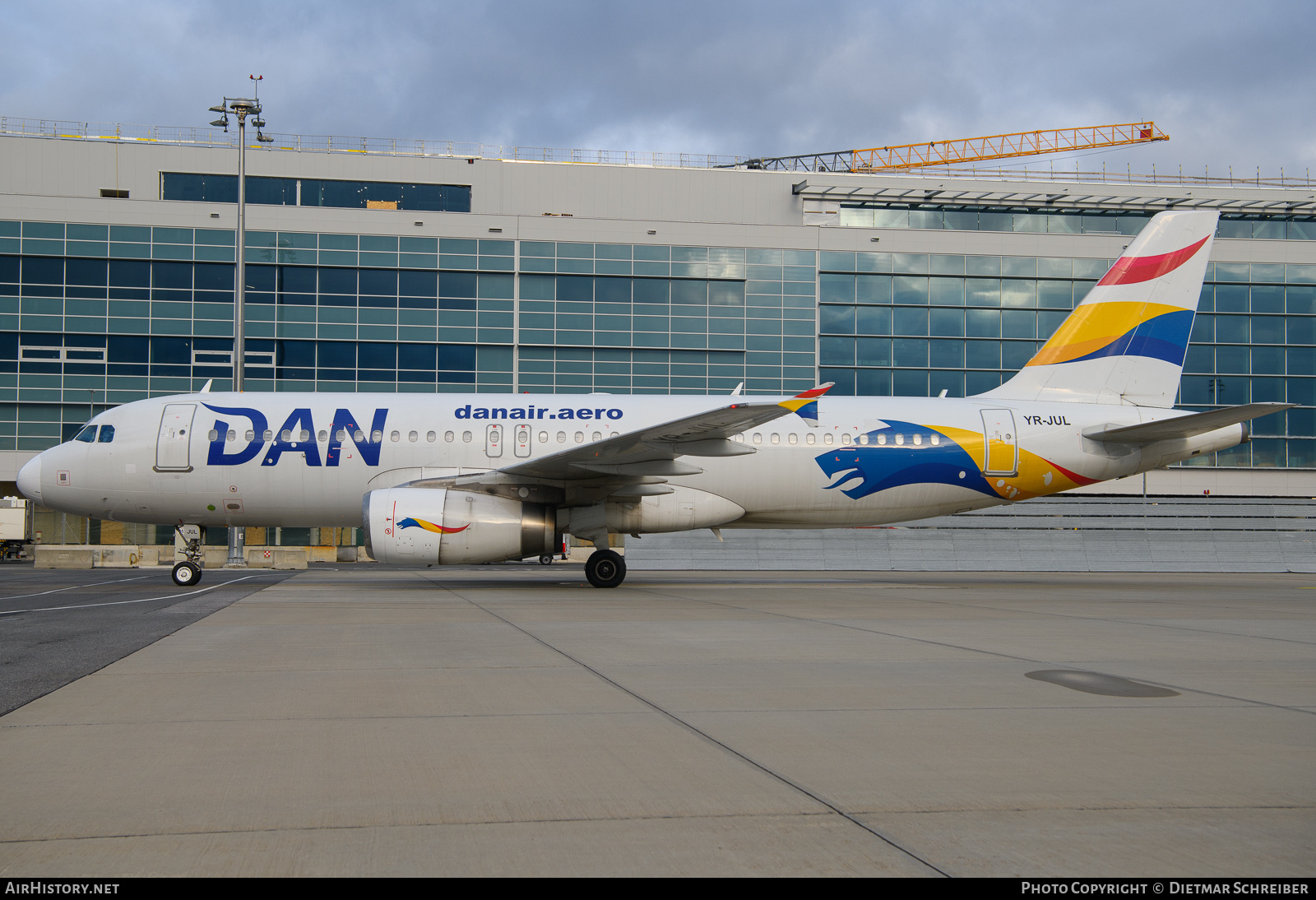 Aircraft Photo of YR-JUL | Airbus A320-232 | Dan Air | AirHistory.net #871579