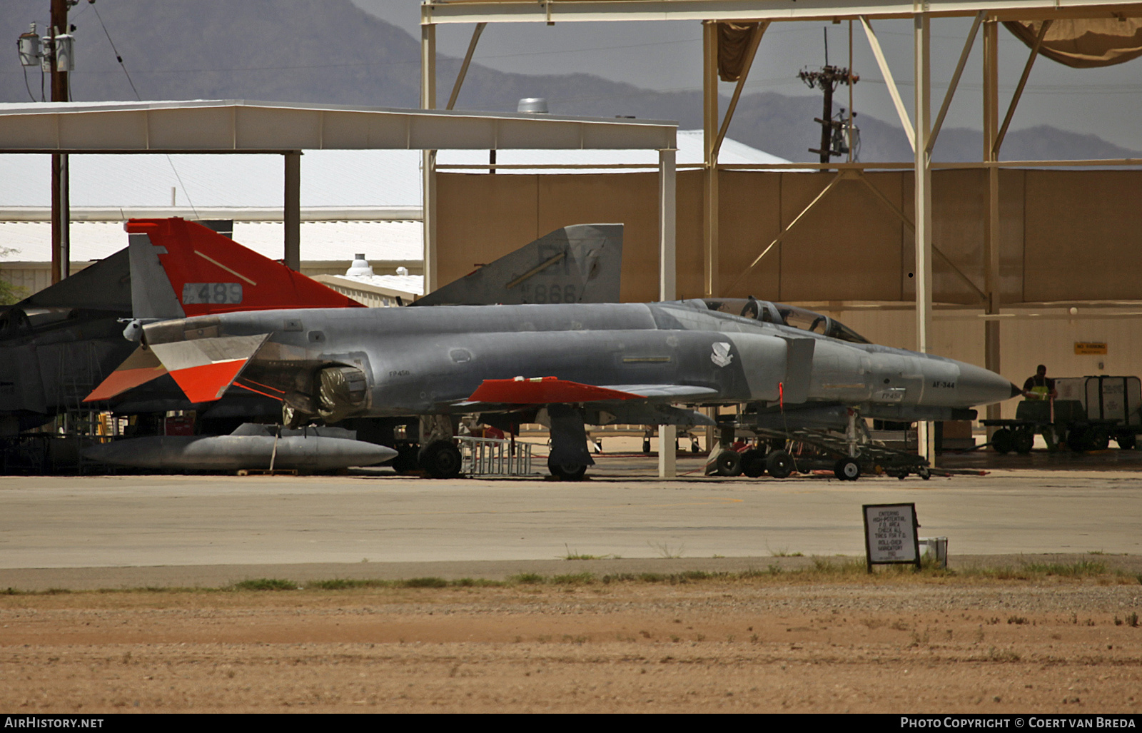 Aircraft Photo of 72-1489 / AF72-489 | McDonnell Douglas QF-4E Phantom II | USA - Air Force | AirHistory.net #871613