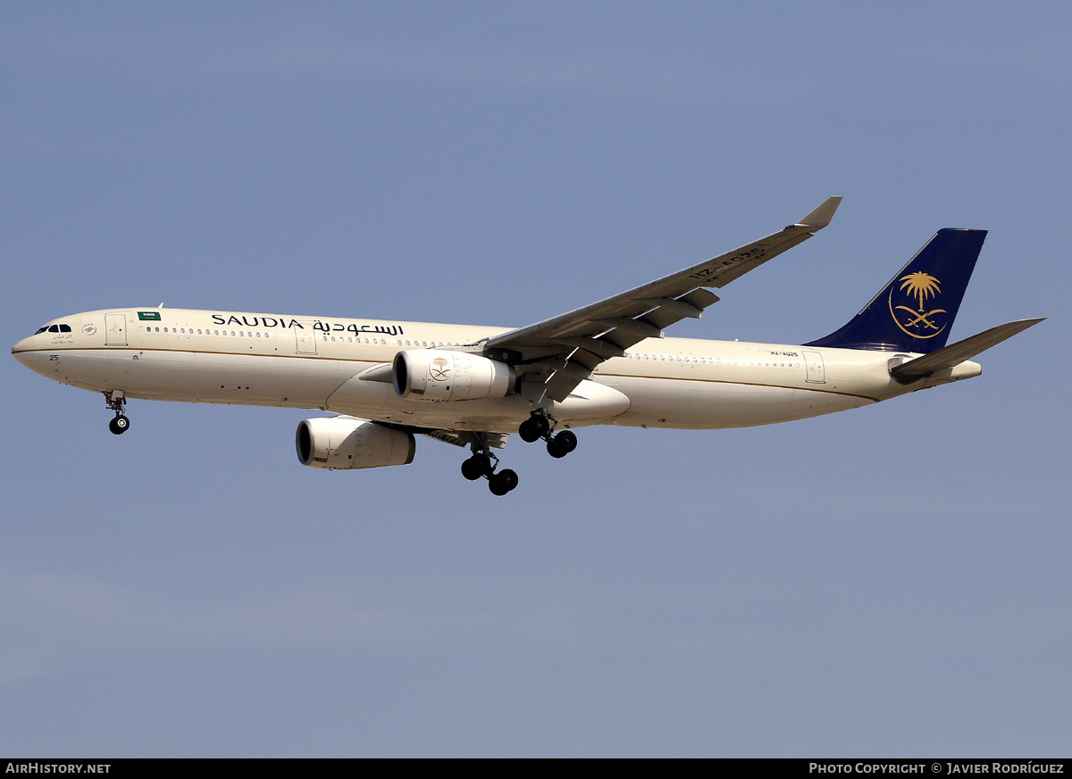 Aircraft Photo of HZ-AQ25 | Airbus A330-343E | Saudia - Saudi Arabian Airlines | AirHistory.net #871658
