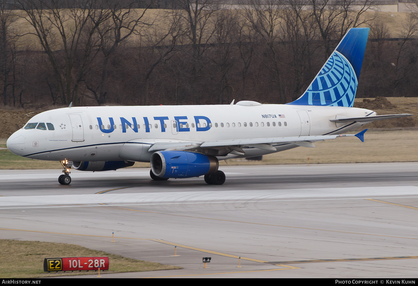 Aircraft Photo of N817UA | Airbus A319-131 | United Airlines | AirHistory.net #871702