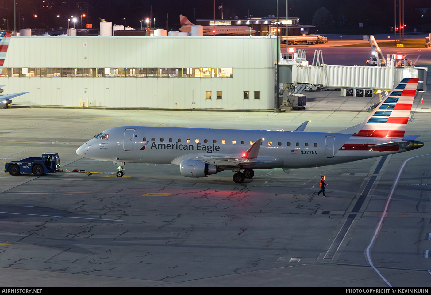 Aircraft Photo of N277NN | Embraer 175LR (ERJ-170-200LR) | American Eagle | AirHistory.net #871716