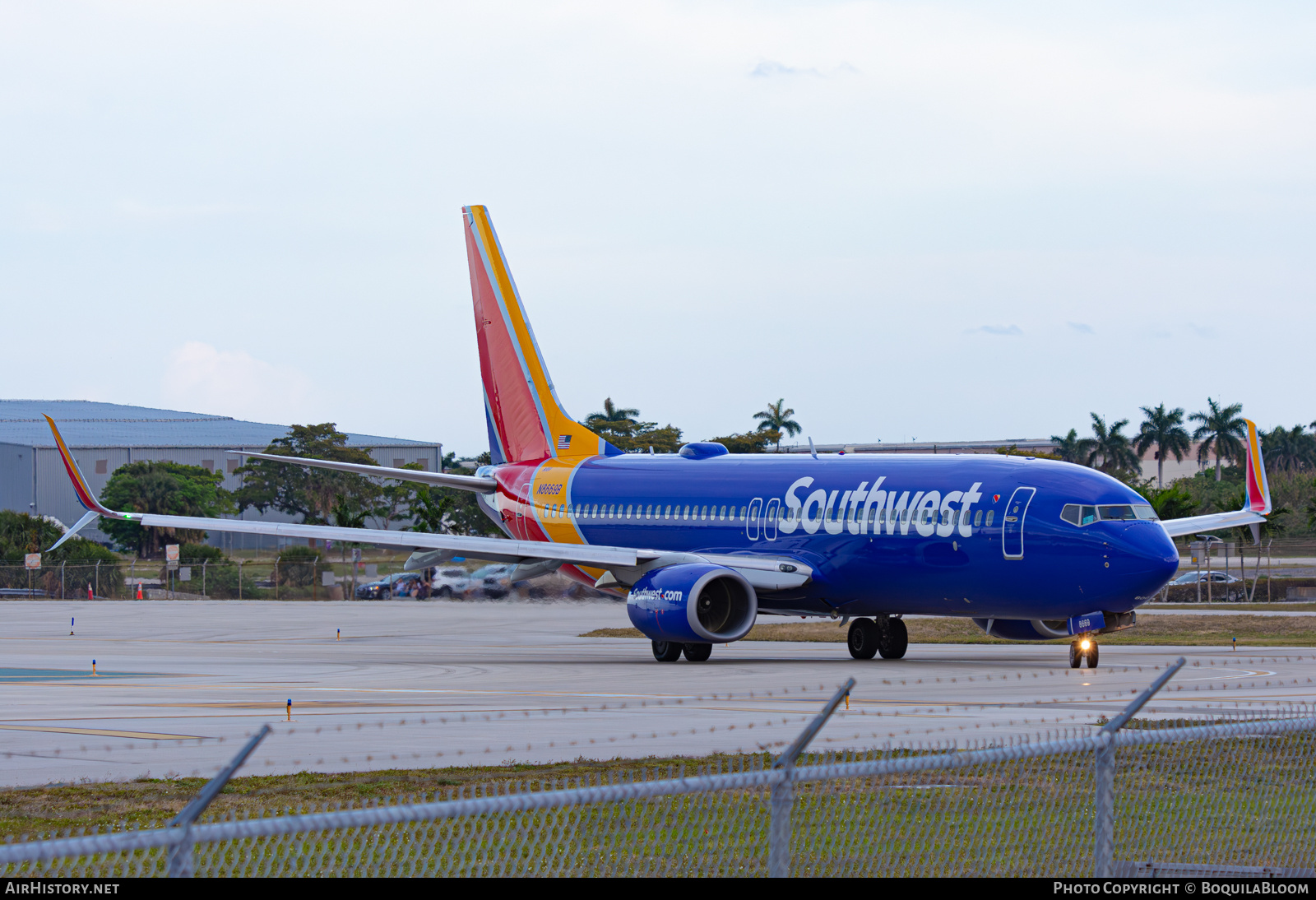 Aircraft Photo of N8669B | Boeing 737-8H4 | Southwest Airlines | AirHistory.net #871791