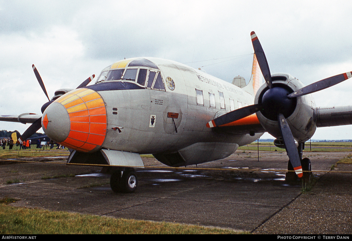 Aircraft Photo of WF425 | Vickers 668 Varsity T.1 | UK - Air Force | AirHistory.net #871904