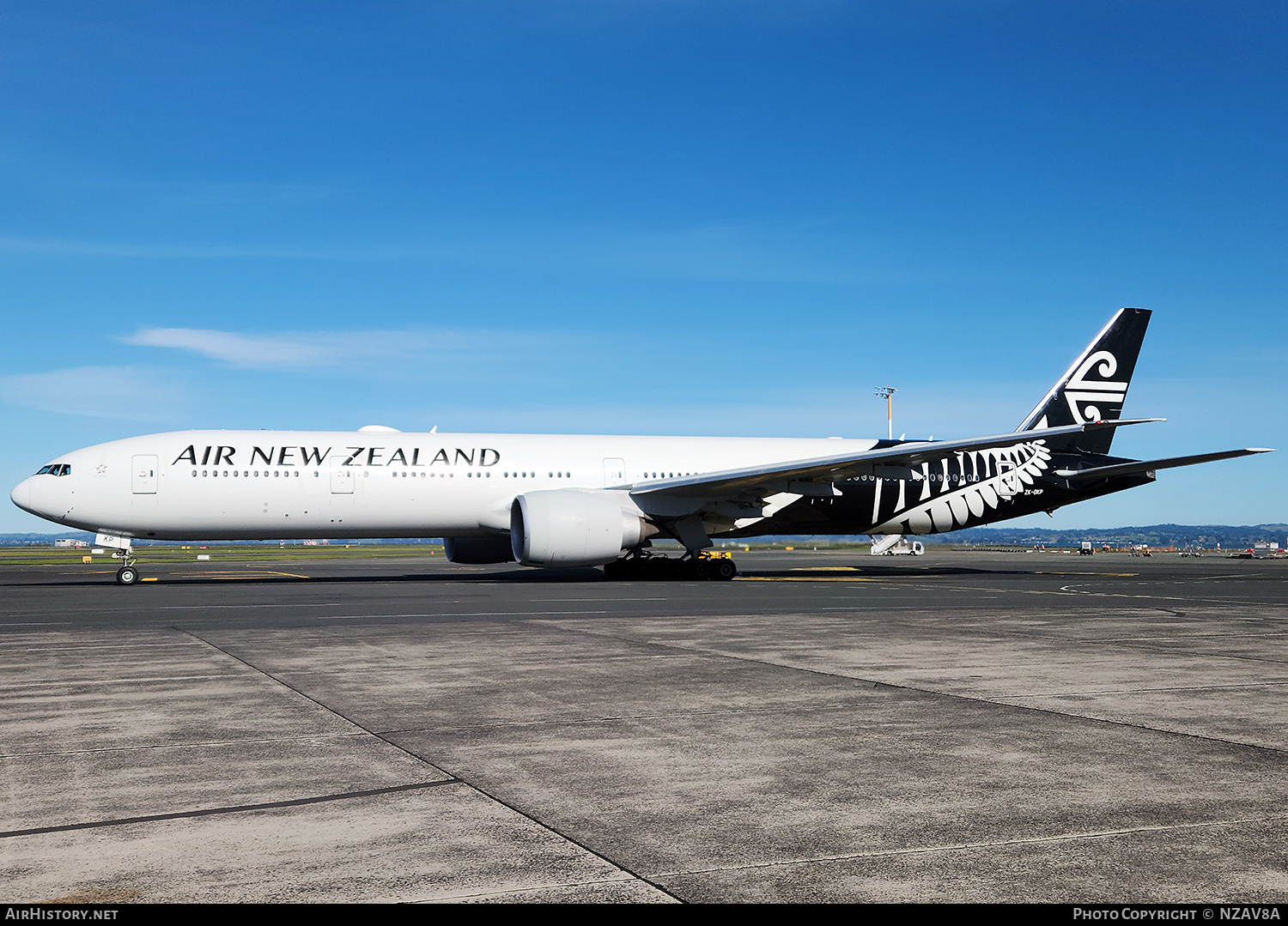 Aircraft Photo of ZK-OKP | Boeing 777-319/ER | Air New Zealand | AirHistory.net #872052
