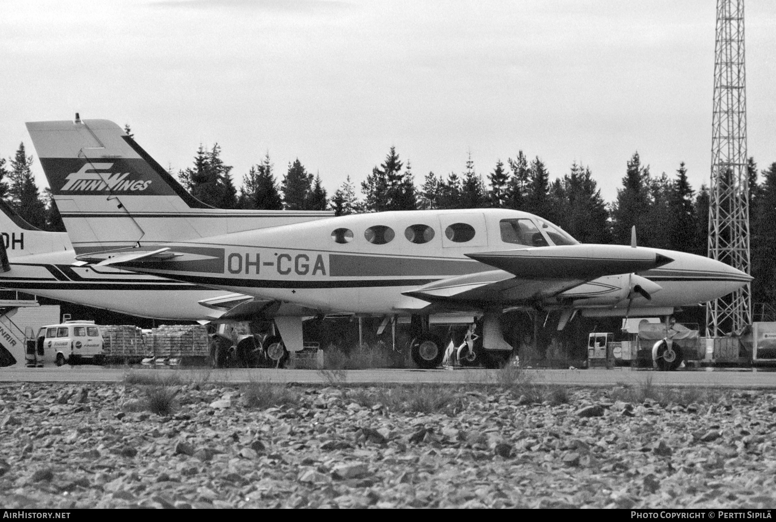 Aircraft Photo of OH-CGA | Cessna 402B Businessliner | Finnwings | AirHistory.net #872064