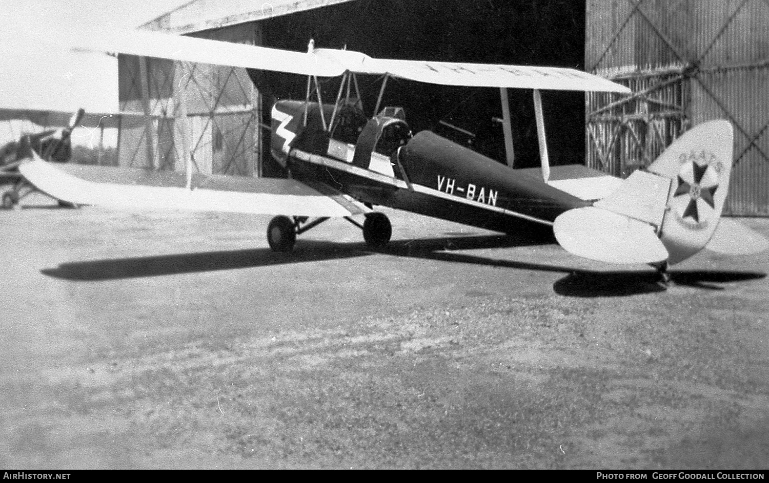 Aircraft Photo of VH-BAN | De Havilland D.H. 82A Tiger Moth | QAATS - Queensland Aerial Ambulance and Taxi Service | AirHistory.net #872068