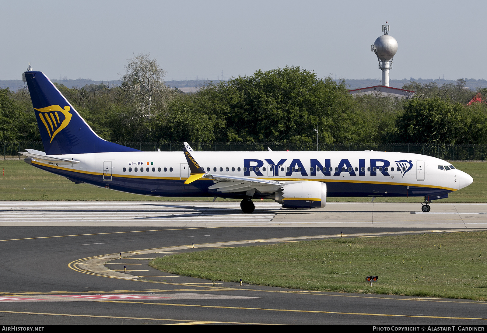 Aircraft Photo of EI-IKP | Boeing 737-8200 Max 200 | Ryanair | AirHistory.net #872116