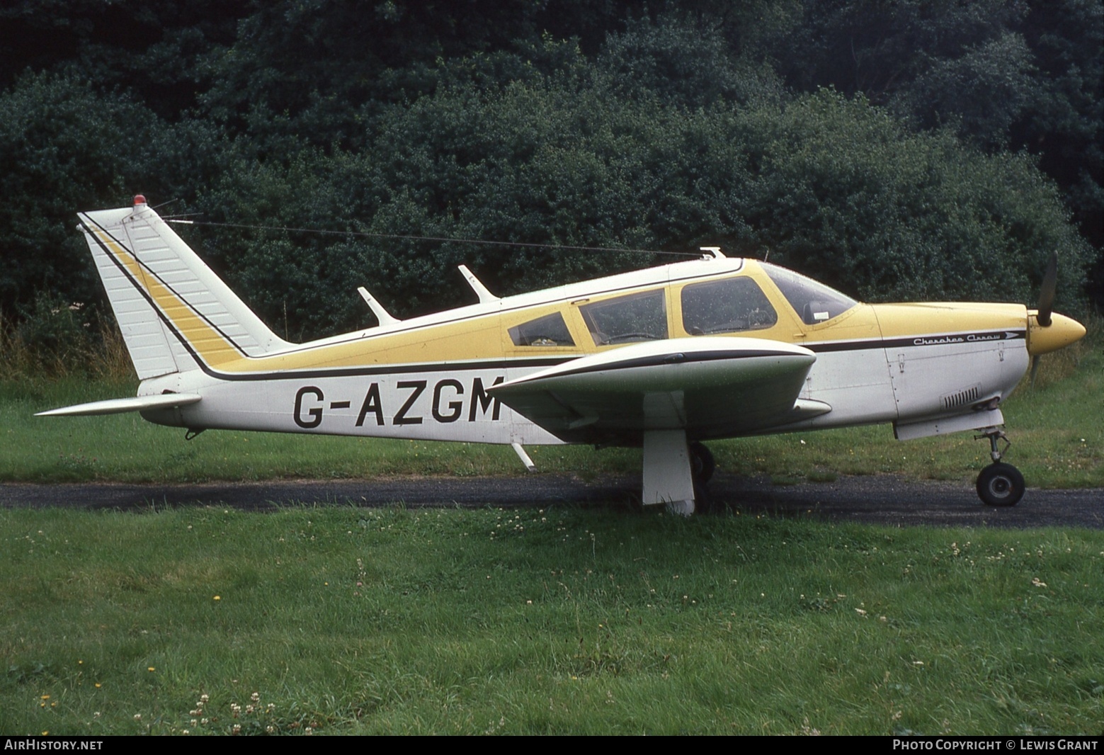 Aircraft Photo of G-AZGM | Piper PA-28R-180 Cherokee Arrow | AirHistory.net #872128