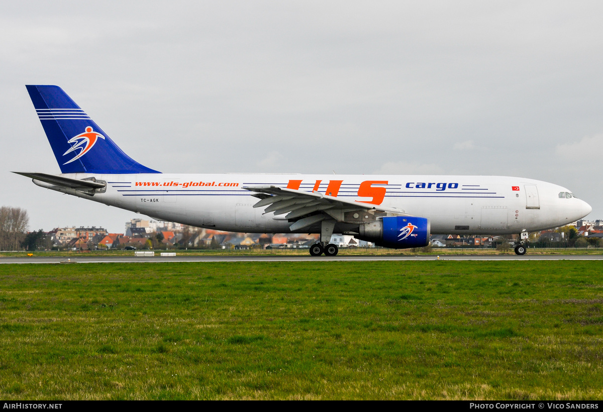 Aircraft Photo of TC-AGK | Airbus A300B4-203(F) | ULS Cargo | AirHistory.net #872145