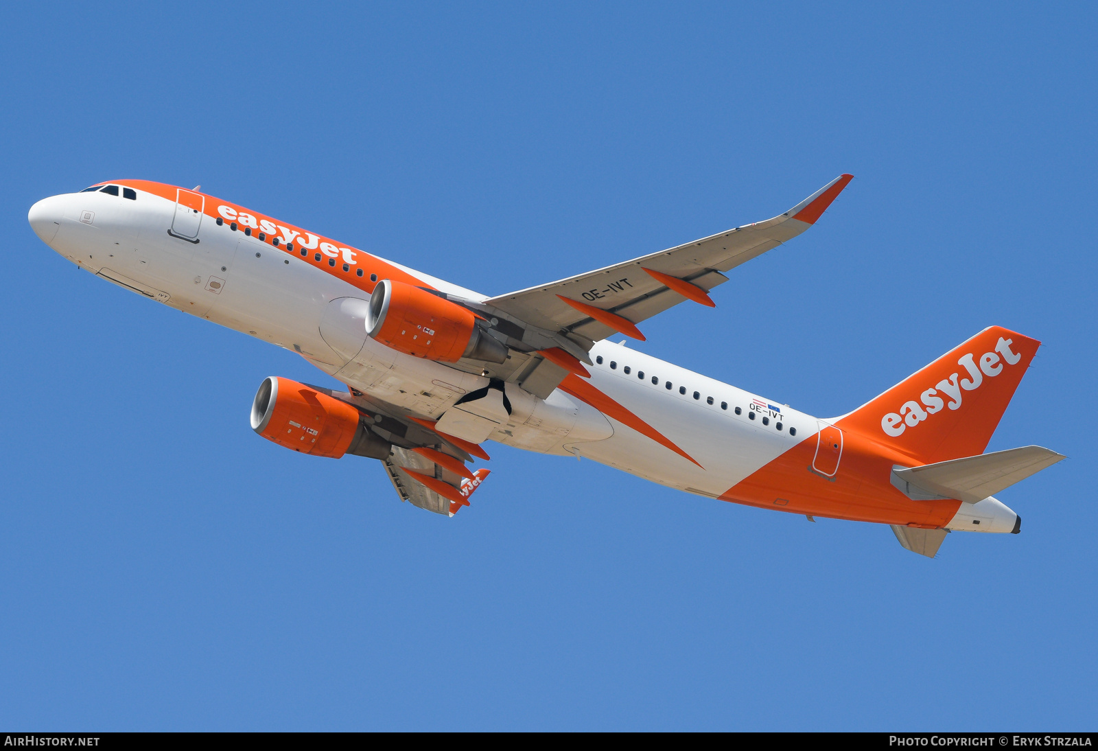 Aircraft Photo of OE-IVT | Airbus A320-214 | EasyJet | AirHistory.net #872202