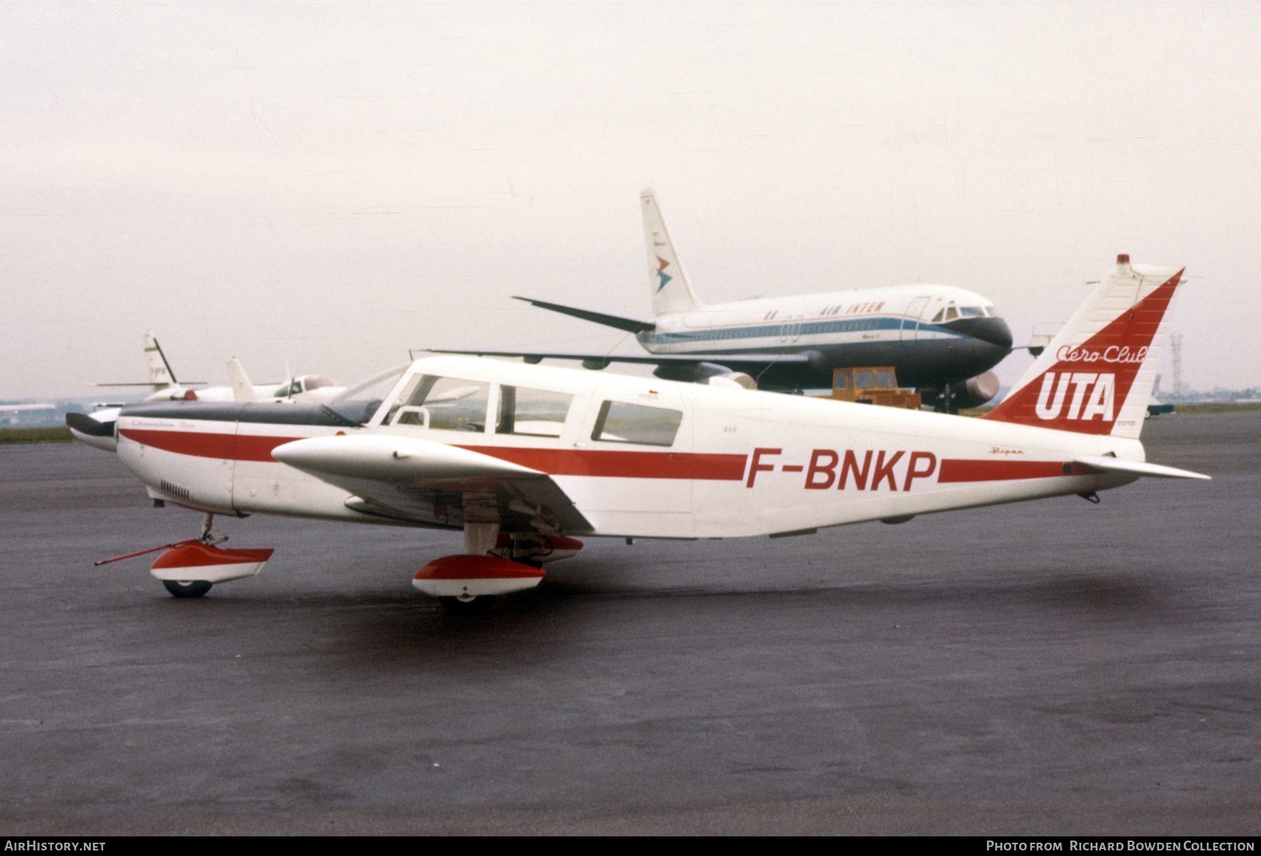 Aircraft Photo of F-BNKP | Piper PA-32-260 Cherokee Six | Aero Club UTA | AirHistory.net #872329