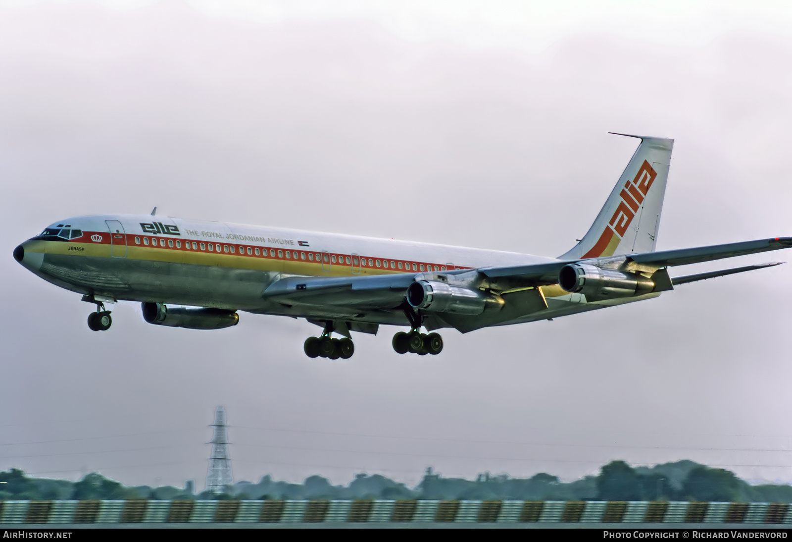 Aircraft Photo of JY-ADP | Boeing 707-3D3C | Alia - The Royal Jordanian Airline | AirHistory.net #872331