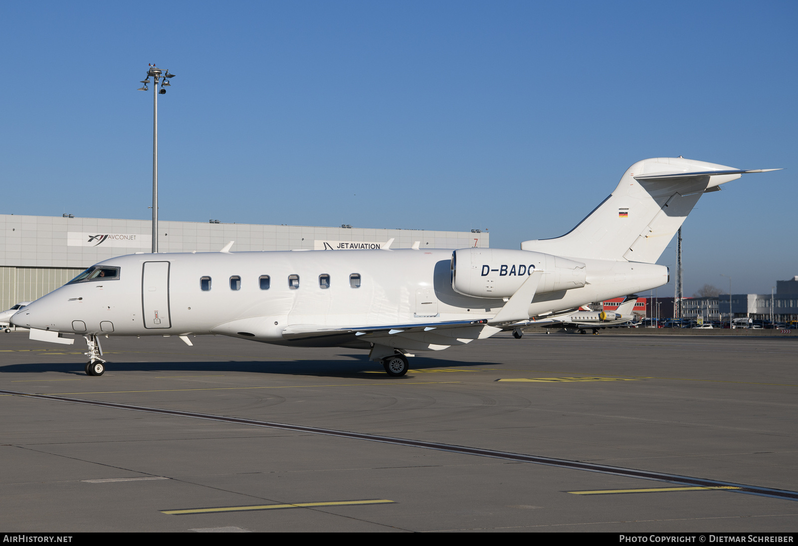 Aircraft Photo of D-BADO | Bombardier Challenger 300 (BD-100-1A10) | AirHistory.net #872343