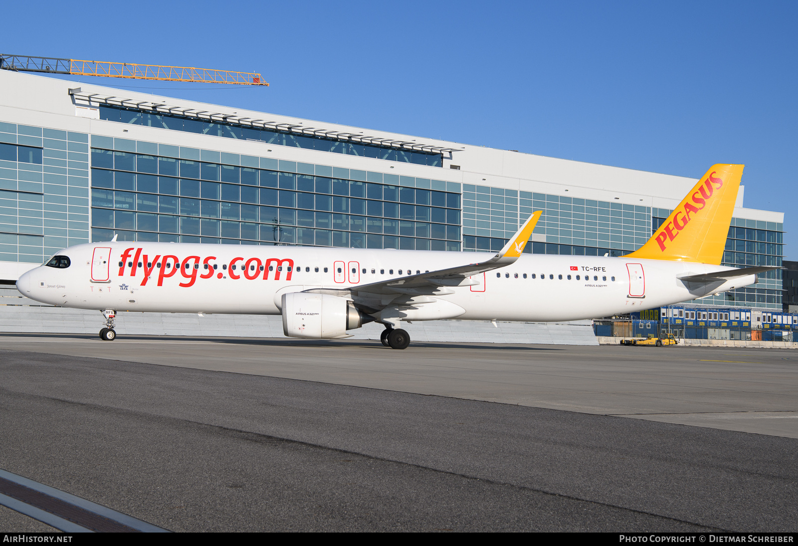 Aircraft Photo of TC-RFE | Airbus A321-251NX | Pegasus Airlines | AirHistory.net #872350