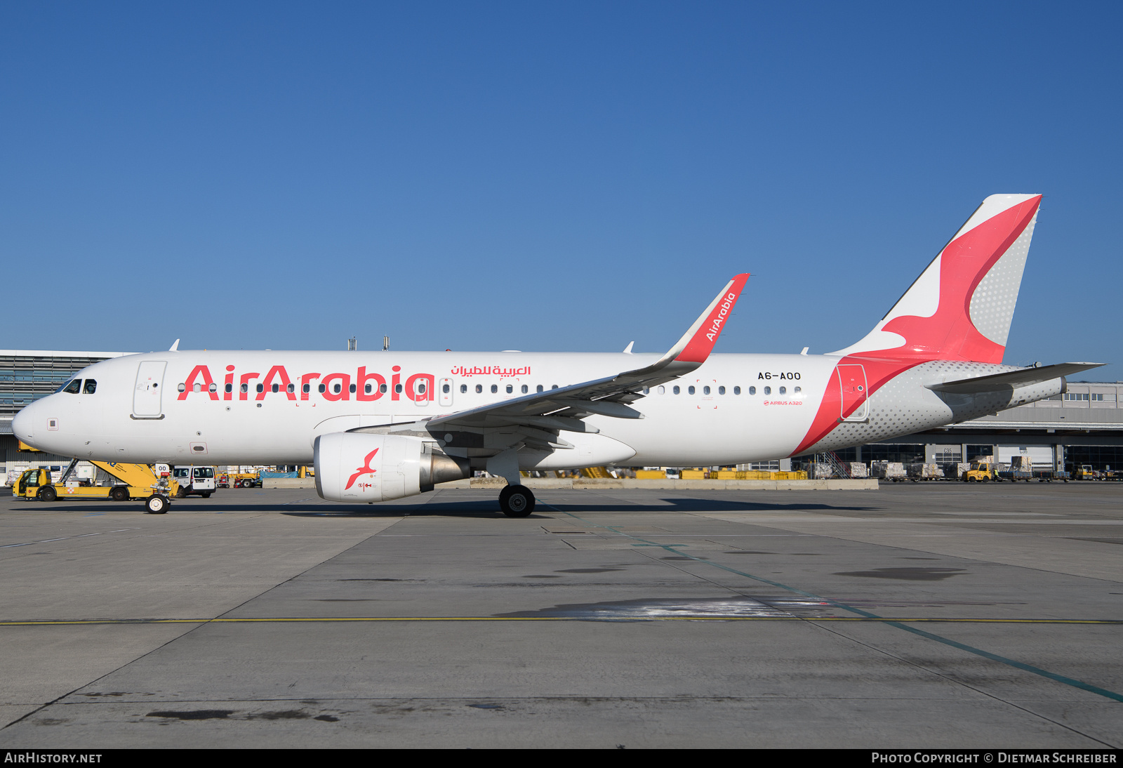 Aircraft Photo of A6-AOO | Airbus A320-214 | Air Arabia | AirHistory.net #872353