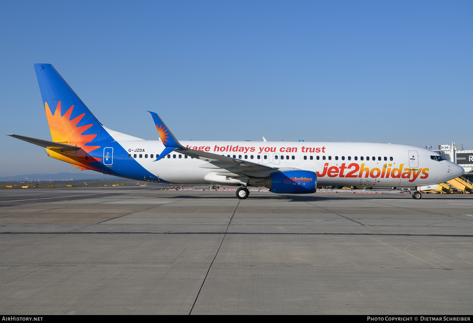 Aircraft Photo of G-JZDA | Boeing 737-82R | Jet2 Holidays | AirHistory.net #872363