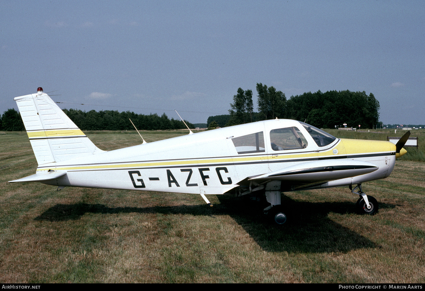 Aircraft Photo of G-AZFC | Piper PA-28-140 Cherokee | AirHistory.net #872365