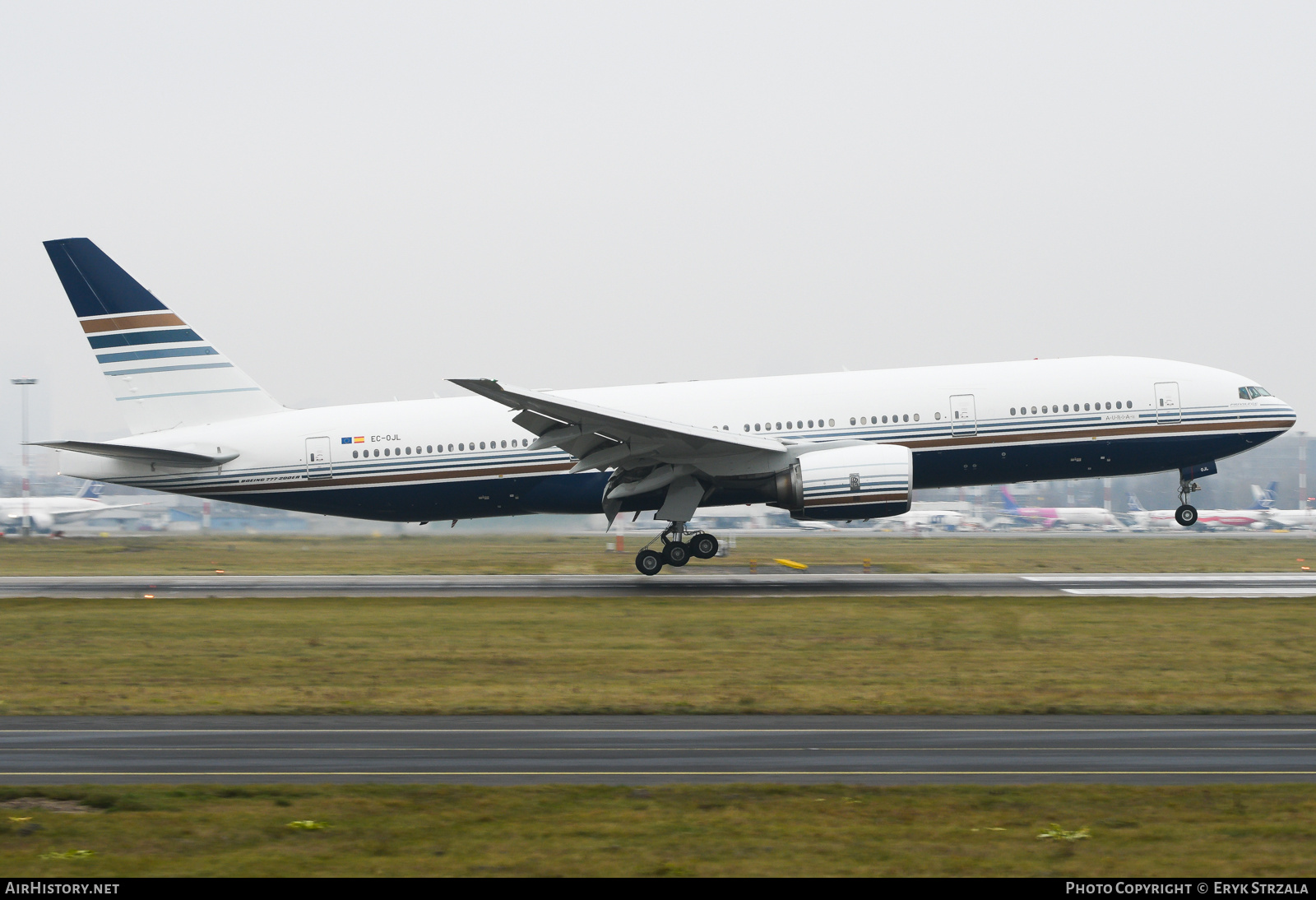 Aircraft Photo of EC-OJL | Boeing 777-219/ER | Privilege Style | AirHistory.net #872618
