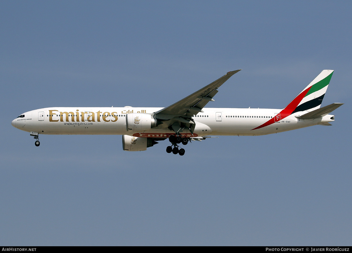 Aircraft Photo of A6-ENT | Boeing 777-31H/ER | Emirates | AirHistory.net #872725