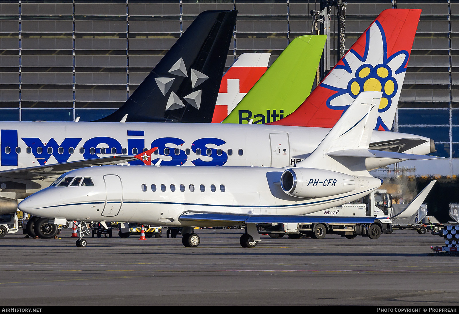 Aircraft Photo of PH-CFR | Dassault Falcon 2000LX | AirHistory.net #872731