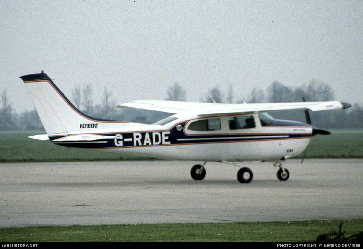 Aircraft Photo of G-RADE | Cessna 210L Centurion | Herbert Engineering | AirHistory.net #872793