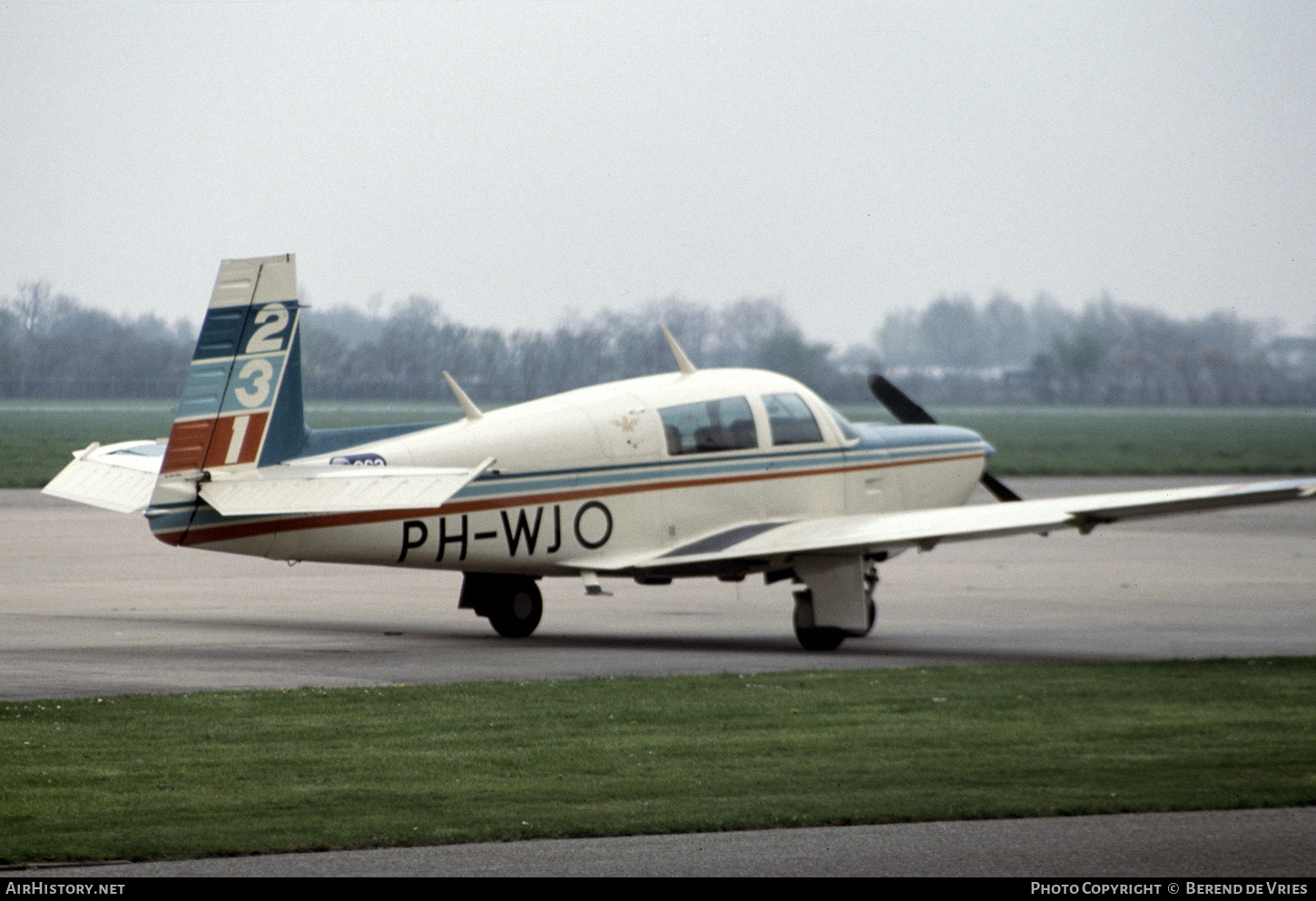 Aircraft Photo of PH-WJO | Mooney M-20K 231 | ESA - European Space Agency | AirHistory.net #872805