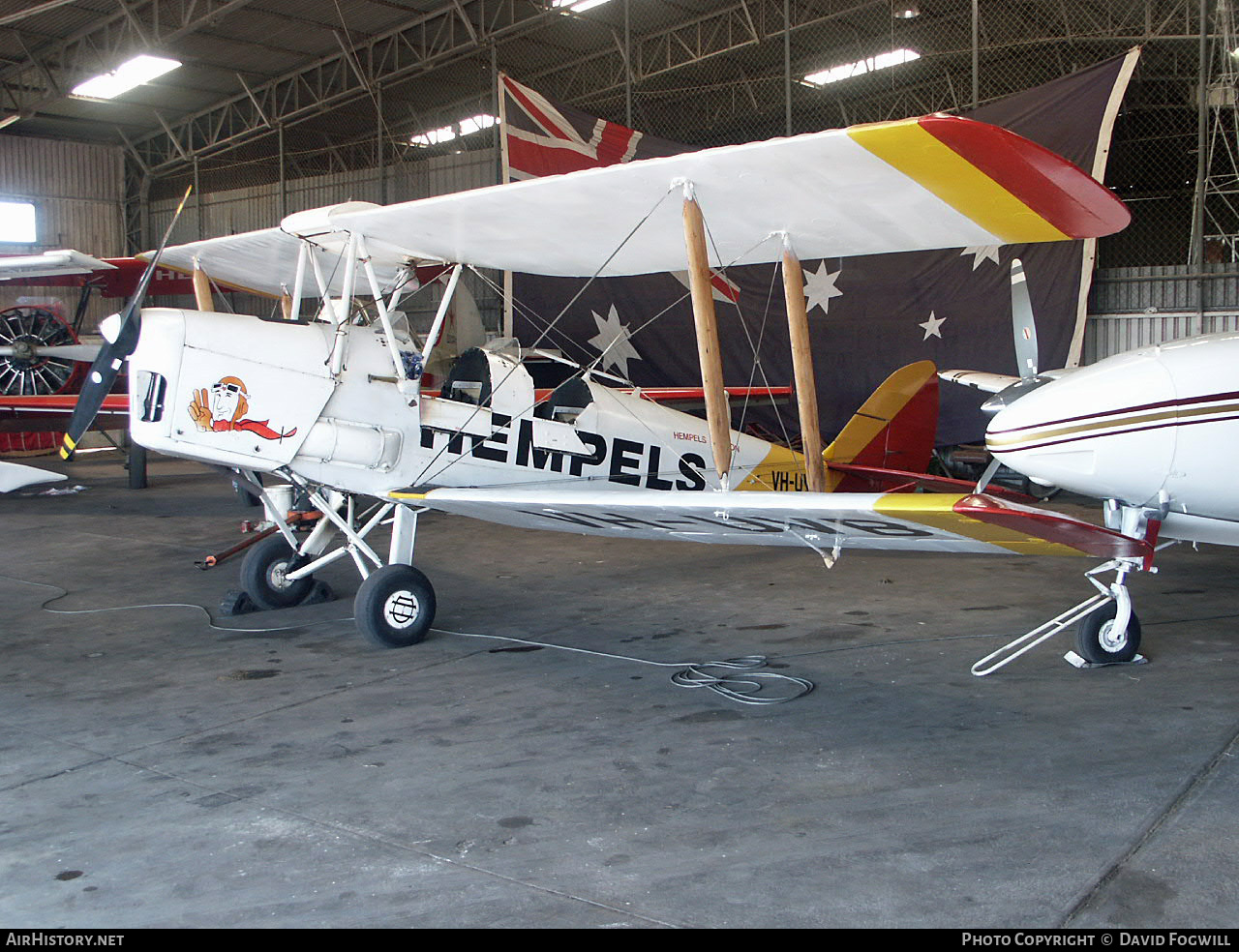 Aircraft Photo of VH-UVB | De Havilland D.H. 82A Tiger Moth | Hempel's Aviation | AirHistory.net #872808