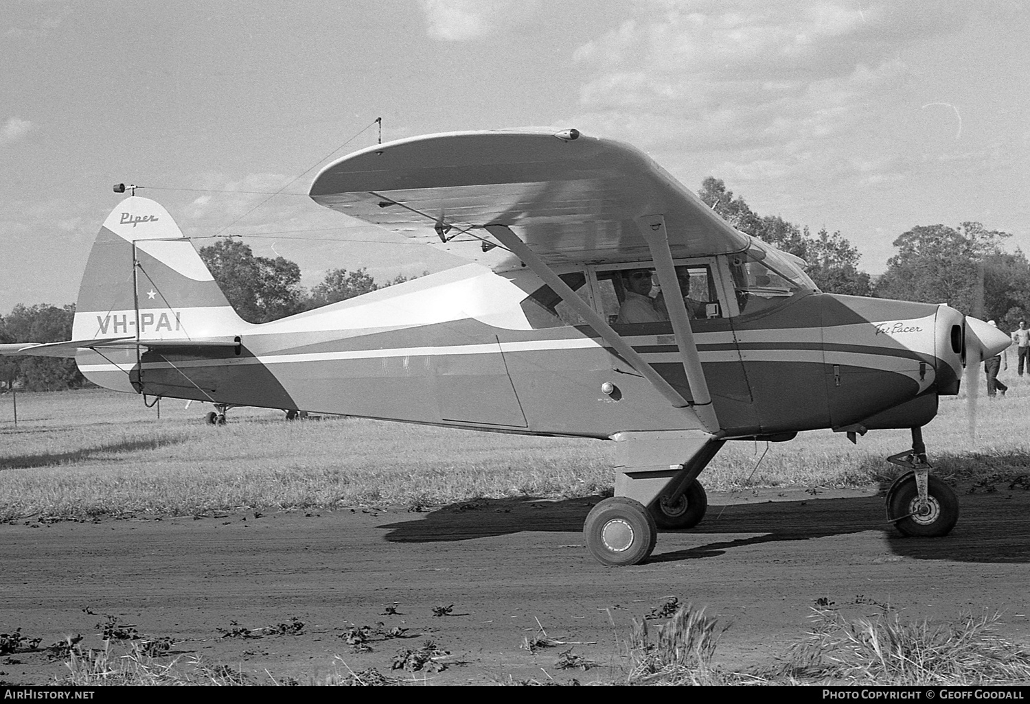 Aircraft Photo of VH-PAI | Piper PA-22-160 Tri-Pacer | AirHistory.net #872847