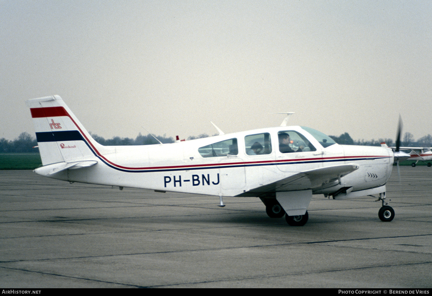 Aircraft Photo of PH-BNJ | Beech F33C Bonanza | Rijksluchtvaartschool - RLS | AirHistory.net #872950