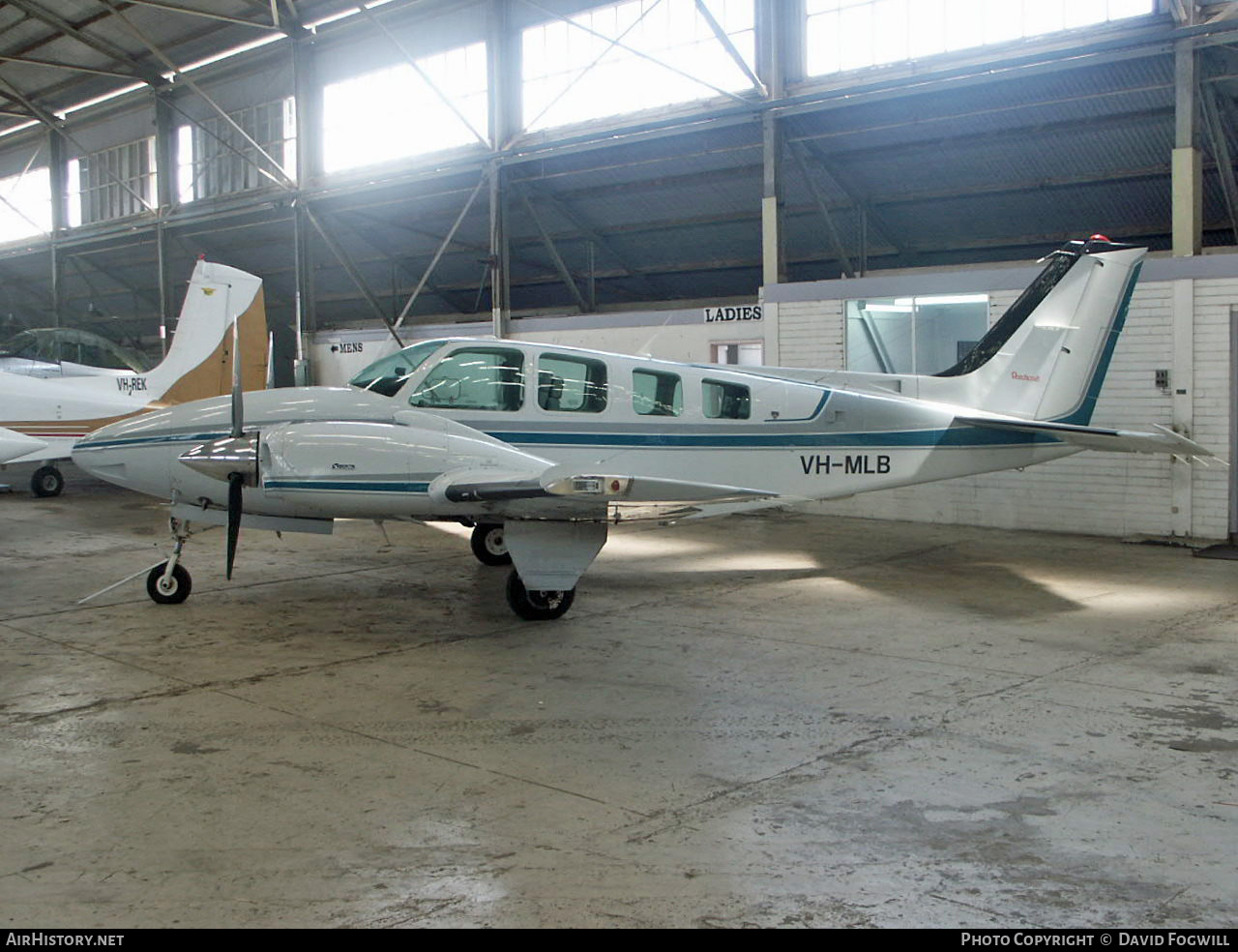 Aircraft Photo of VH-MLB | Beech 58 Baron | AirHistory.net #873205