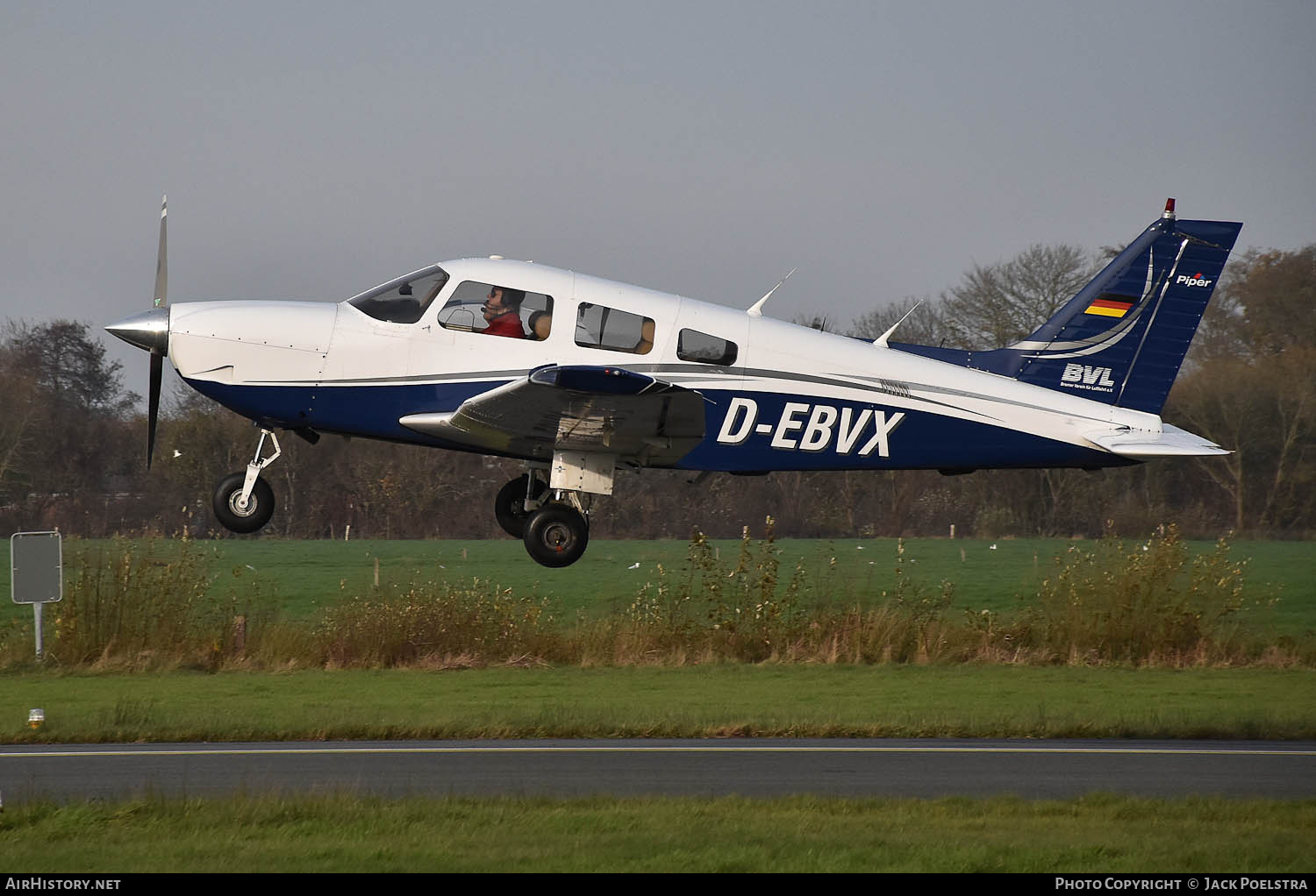 Aircraft Photo of D-EBVX | Piper PA-28-181 Archer III | BVL - Bremer Verein für Luftfahrt | AirHistory.net #873235