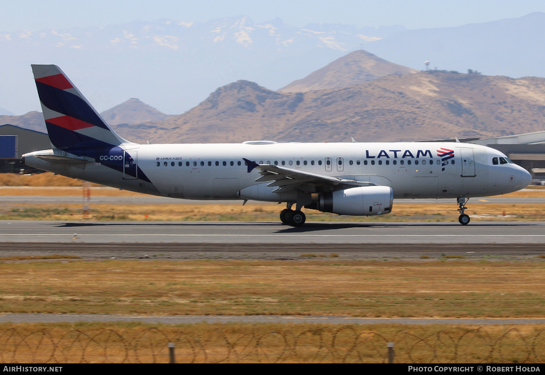 Aircraft Photo of CC-COO | Airbus A320-233 | LATAM Airlines | AirHistory.net #873304