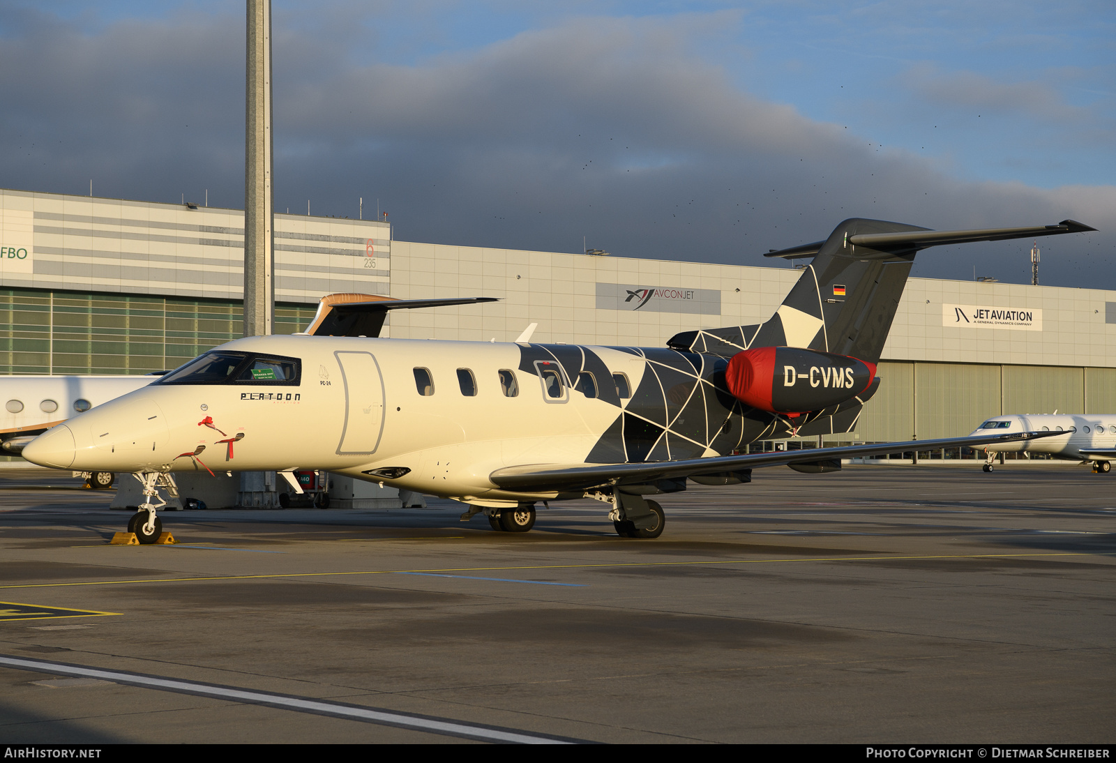 Aircraft Photo of D-CVMS | Pilatus PC-24 | Platoon Aviation | AirHistory.net #873505