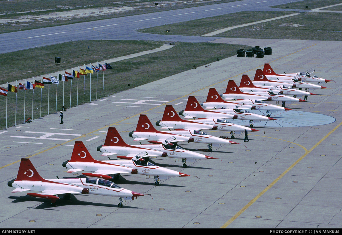 Aircraft Photo of 69-4005 | Canadair NF-5B-2000 | Turkey - Air Force | AirHistory.net #873556