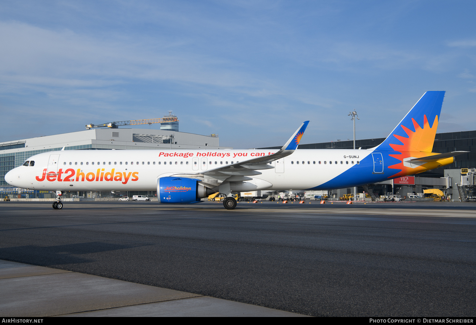 Aircraft Photo of G-SUNJ | Airbus A321-251NX | Jet2 Holidays | AirHistory.net #873574