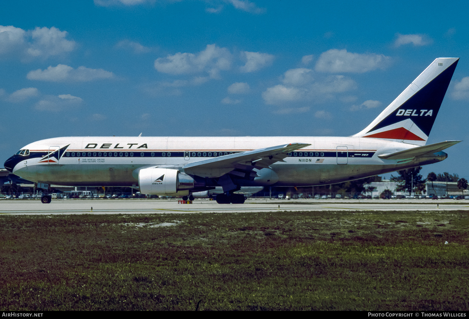 Aircraft Photo of N111DN | Boeing 767-232 | Delta Air Lines | AirHistory.net #873592