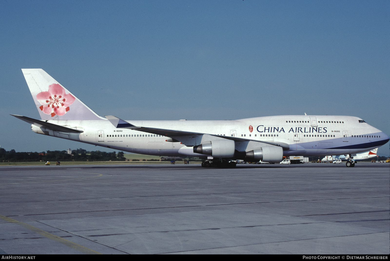 Aircraft Photo of B-18202 | Boeing 747-409 | China Airlines | AirHistory.net #873617