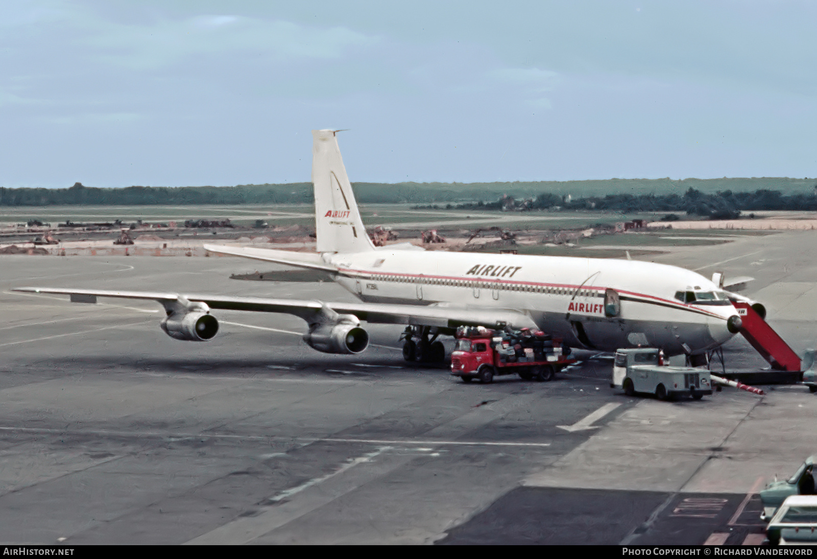 Aircraft Photo of N739AL | Boeing 707-372C | Airlift International | AirHistory.net #873625