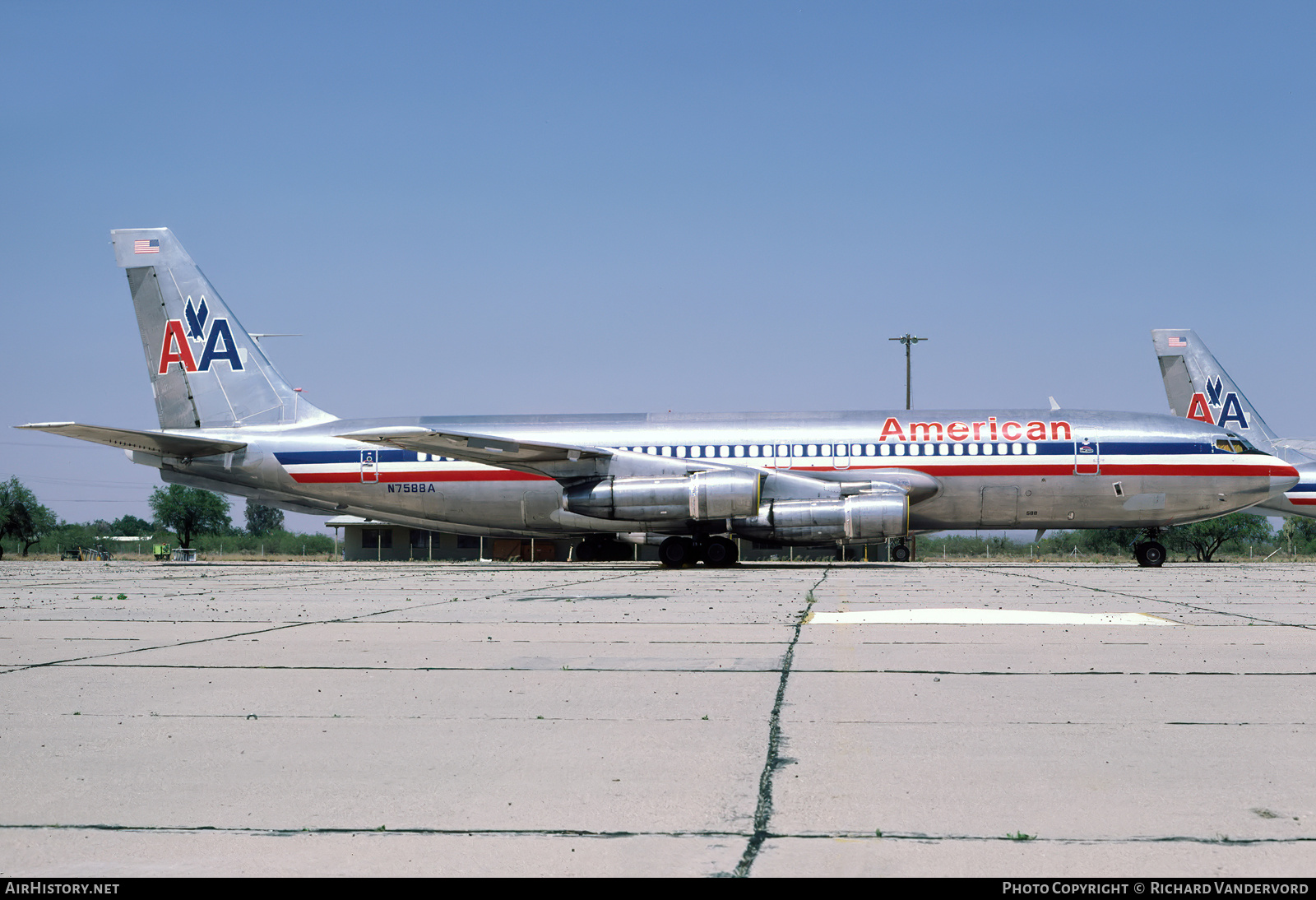Aircraft Photo of N7588A | Boeing 707-123B | American Airlines | AirHistory.net #873685