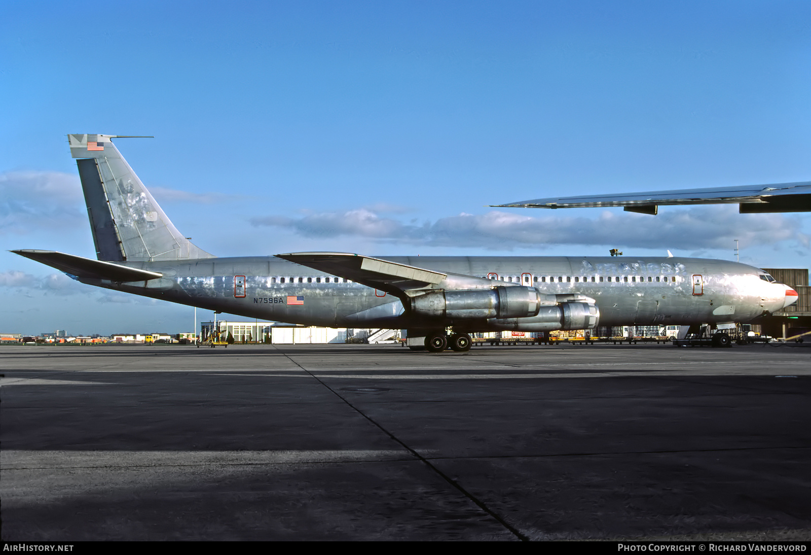 Aircraft Photo of N7596A | Boeing 707-323C | AirHistory.net #873707