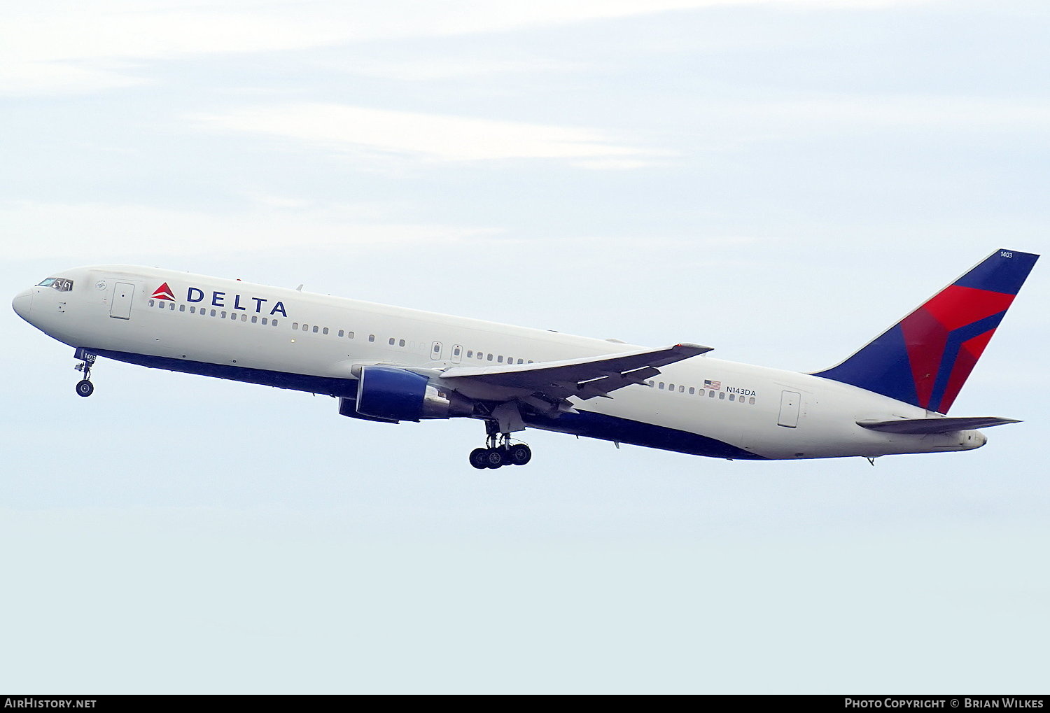 Aircraft Photo of N143DA | Boeing 767-332 | Delta Air Lines | AirHistory.net #873757