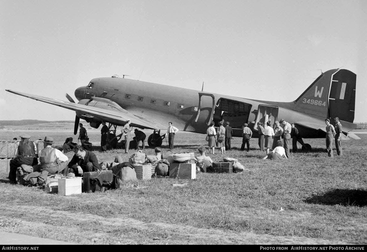 Aircraft Photo of 349664 | Douglas C-47B Skytrain | France - Air Force | AirHistory.net #873763