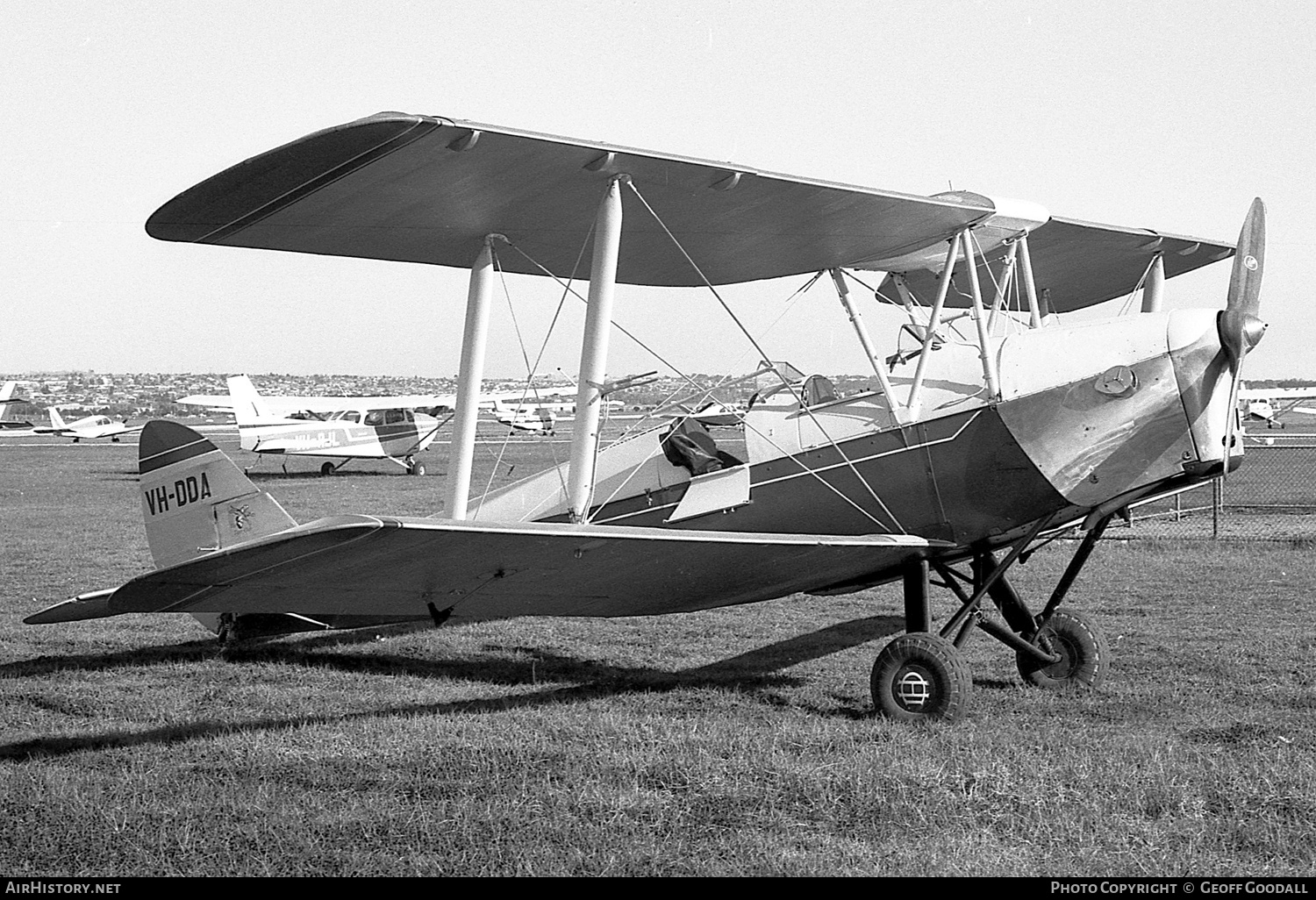 Aircraft Photo of VH-DDA / A17-168 | De Havilland D.H. 82A Tiger Moth | AirHistory.net #873772