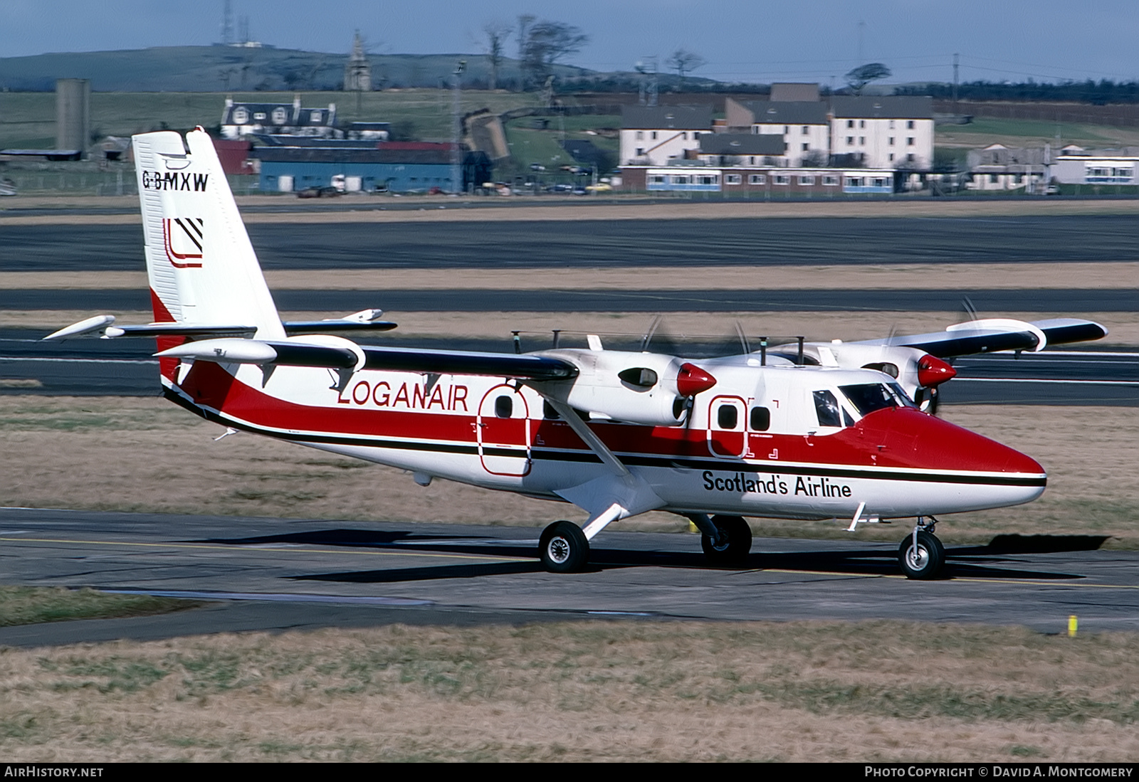 Aircraft Photo of G-BMXW | De Havilland Canada DHC-6-300 Twin Otter | Loganair | AirHistory.net #873881