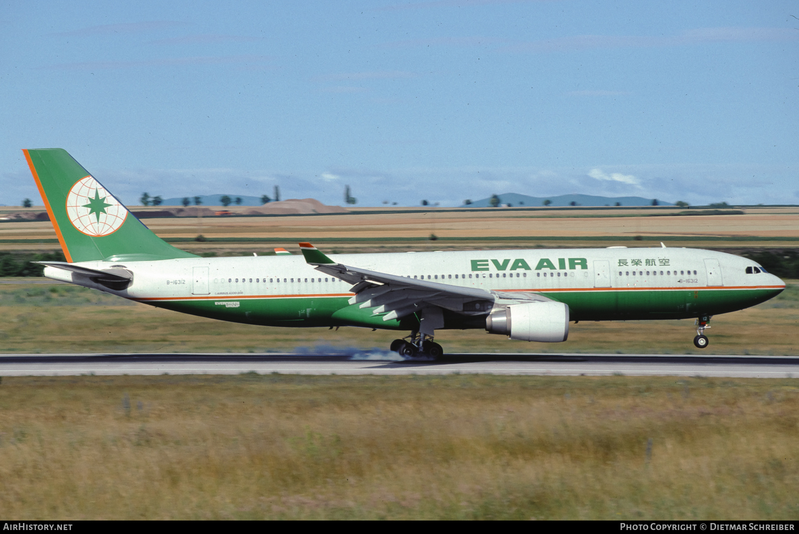 Aircraft Photo of B-16312 | Airbus A330-203 | EVA Air | AirHistory.net #874004