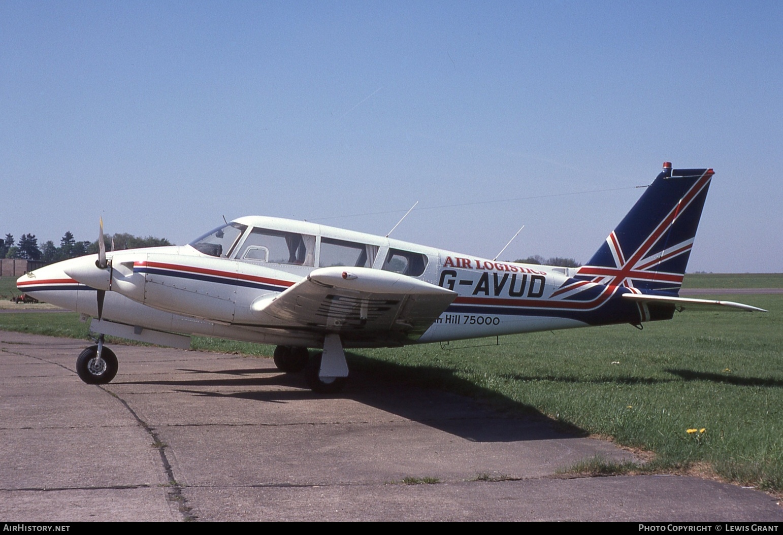 Aircraft Photo of G-AVUD | Piper PA-30-160 Turbo Twin Comanche B | Air Logistics | AirHistory.net #874094