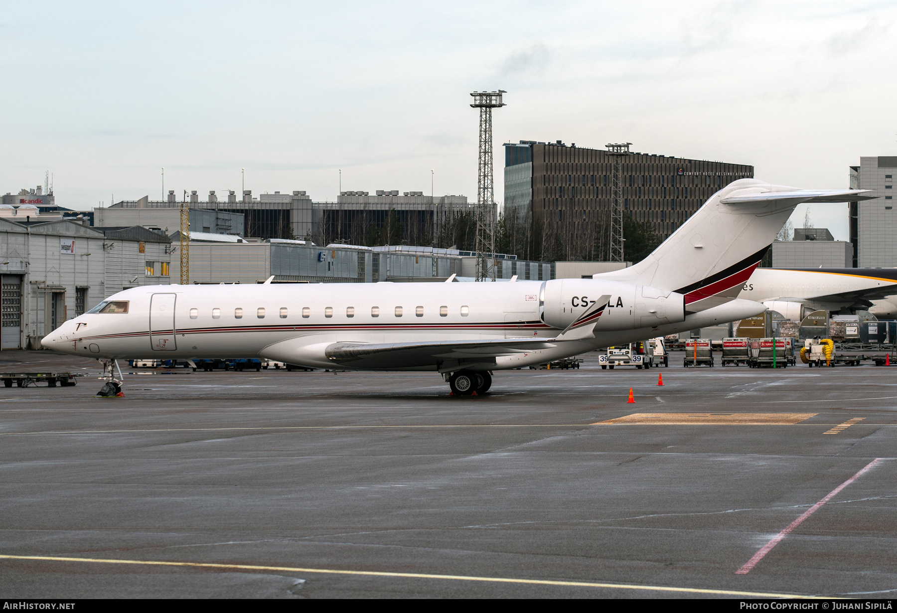 Aircraft Photo of CS-GLA | Bombardier Global 6000 (BD-700-1A10) | AirHistory.net #874179