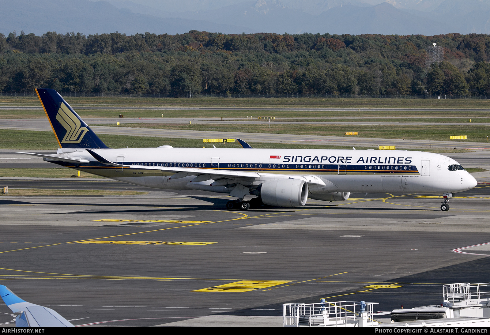 Aircraft Photo of 9V-SMQ | Airbus A350-941 | Singapore Airlines | AirHistory.net #874233