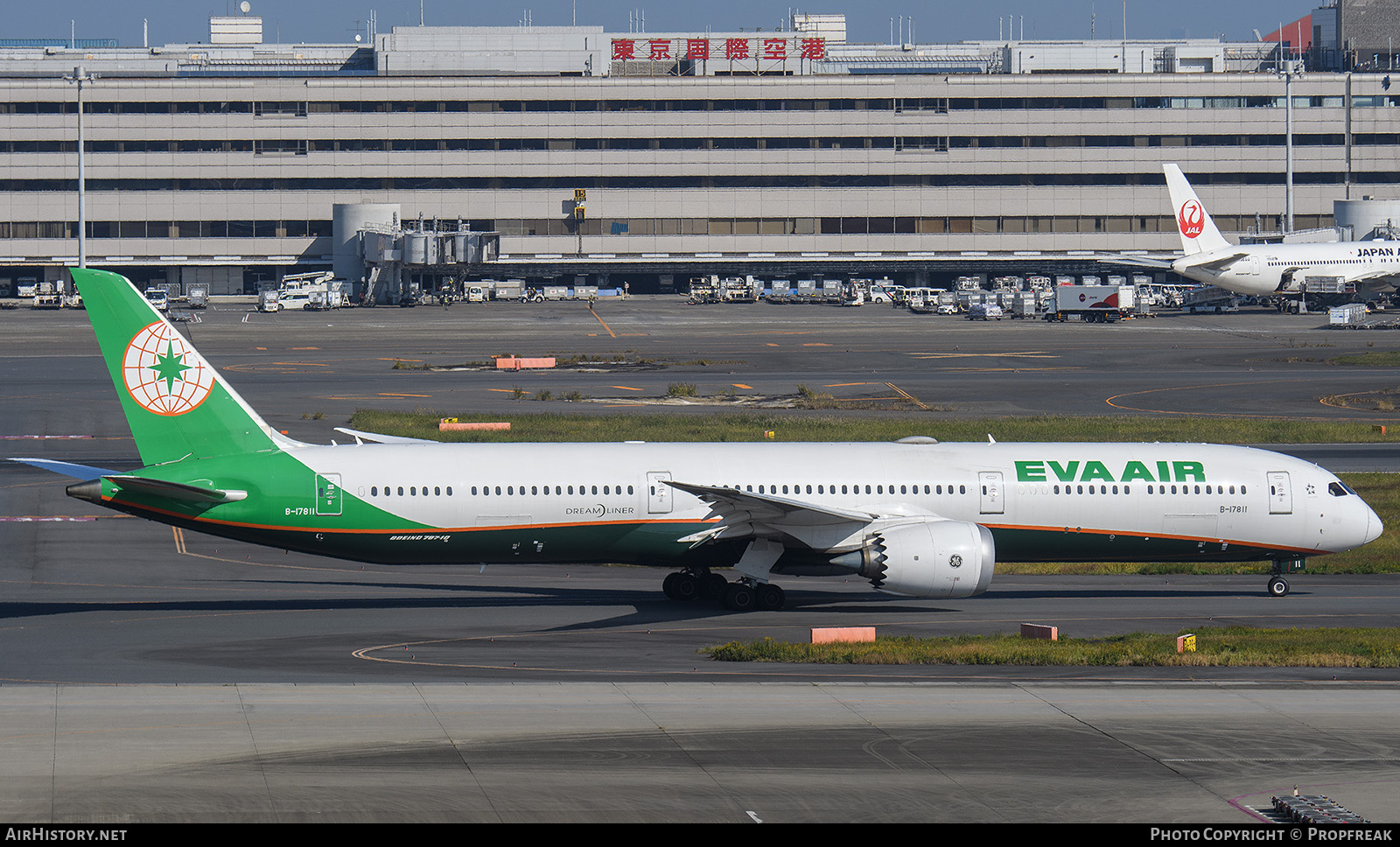 Aircraft Photo of B-17811 | Boeing 787-10 Dreamliner | EVA Air | AirHistory.net #874261